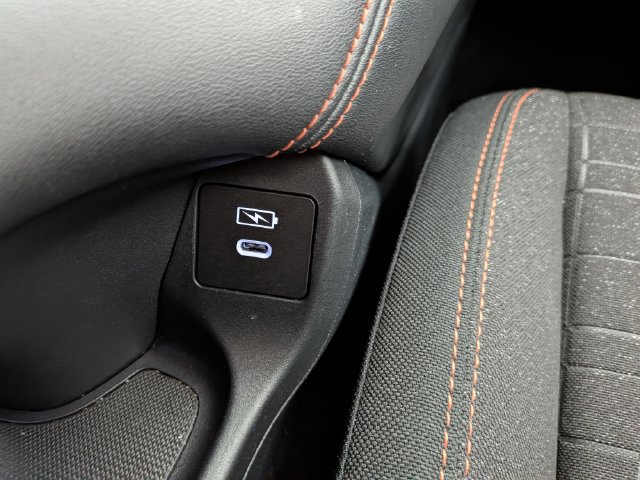 Used 2024 Honda HR-V Sport image 11