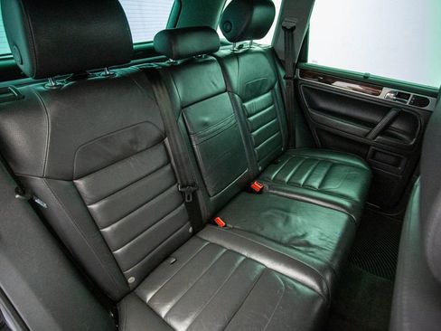 Used 2008 Volkswagen Touareg V10 TDI image 27