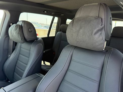 New 2026 Mercedes-Benz GLS 580 4MATIC image 19