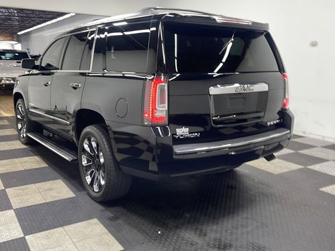 Used 2019 GMC Yukon Denali w/ Denali Ultimate Package AWD/4WD image 17