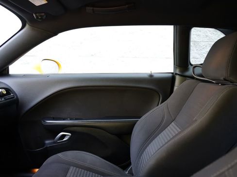 Used 2017 Dodge Challenger SXT RWD image 15
