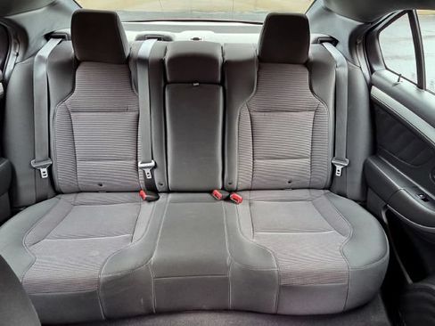 Used 2019 Ford Taurus SEL w/ Equipment Group 201A AWD/4WD image 8