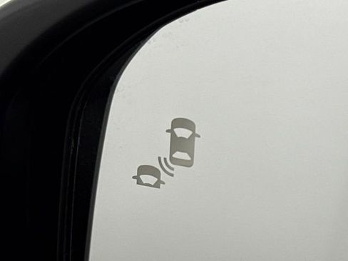 Used 2025 Honda CR-V EX image 25