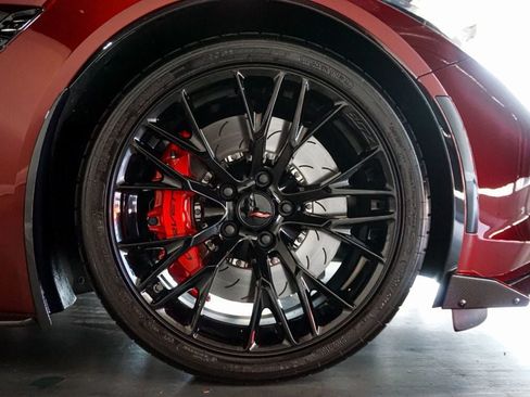Used 2019 Chevrolet Corvette Z06 RWD image 69