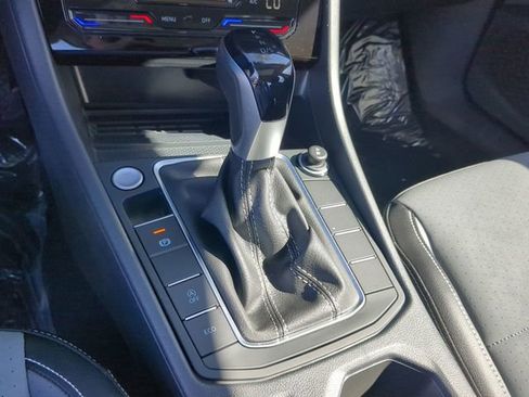 New 2026 Volkswagen Jetta SE FWD image 25