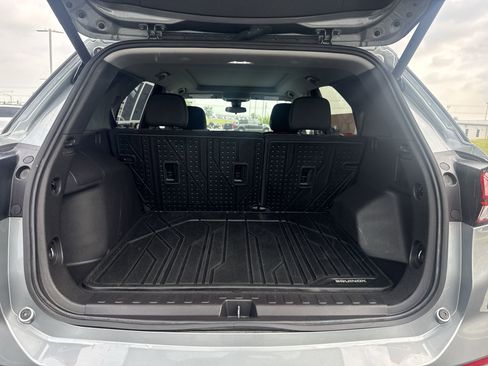 Certified 2024 Chevrolet Equinox LT w/ LPO, Floor Liner Package FWD image 23