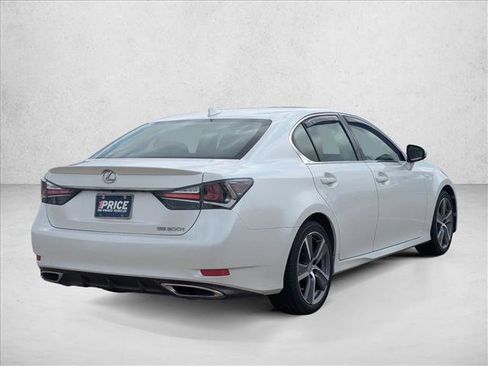 Used 2016 Lexus GS 200t w/ Preferred Accessory Package RWD image 5