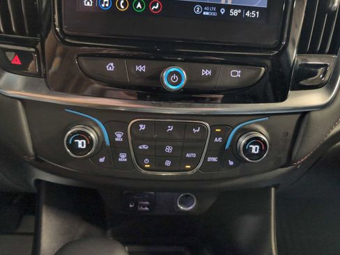 Used 2023 Chevrolet Traverse RS image 18