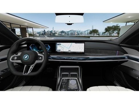 New 2026 BMW 750e xDrive AWD/4WD image 10