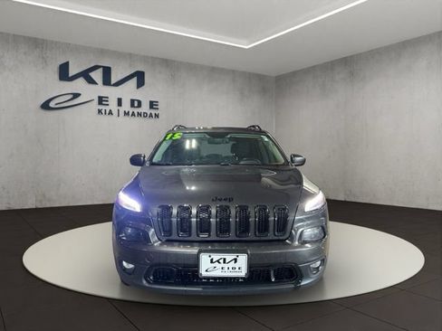 Used 2015 Jeep Cherokee Latitude w/ Comfort/Convenience Group AWD/4WD image 7