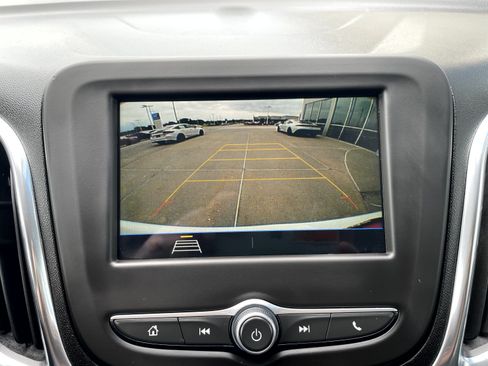 Used 2019 Chevrolet Equinox LT AWD/4WD image 16