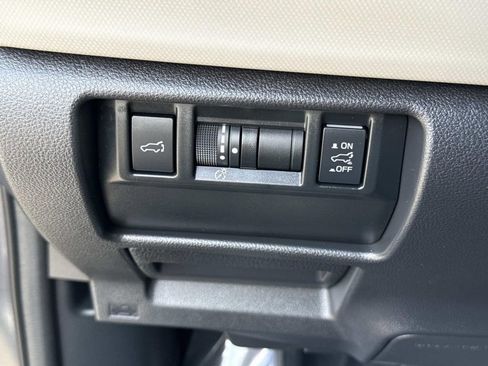 Used 2025 Subaru Forester Premium w/ Convenience Package #1 AWD/4WD image 43