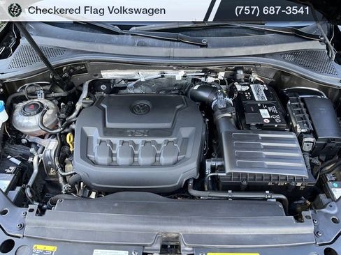 Used 2023 Volkswagen Tiguan SEL R-Line image 31