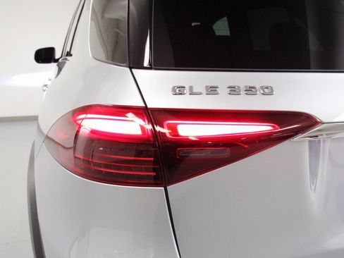 Certified 2024 Mercedes-Benz GLE 350 4MATIC w/ Winter Package image 11