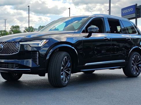 New 2026 Volvo XC90 B6 Plus image 6