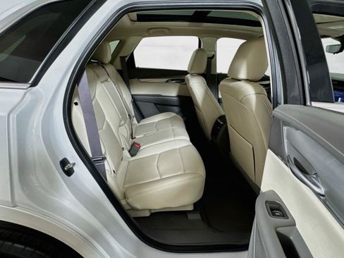 Used 2021 Cadillac XT5 Premium Luxury FWD image 27