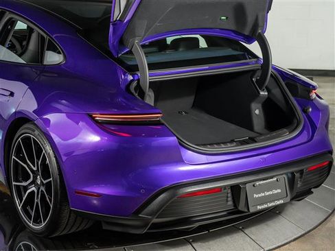 New 2025 Porsche Taycan image 33