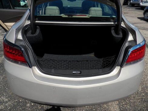Used 2012 Buick LaCrosse Premium FWD image 8