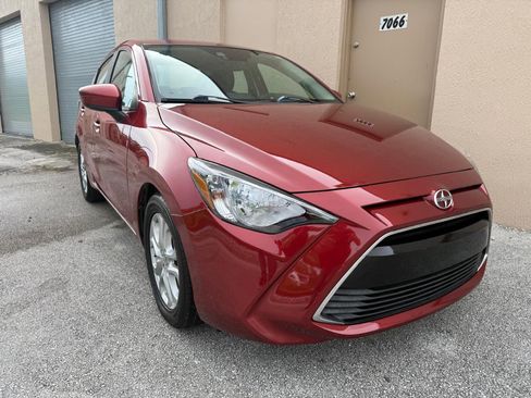 Used 2016 Scion iA image 3
