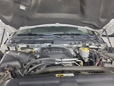 Used 2017 RAM 2500 Tradesman w/ Chrome Appearance Group image 9