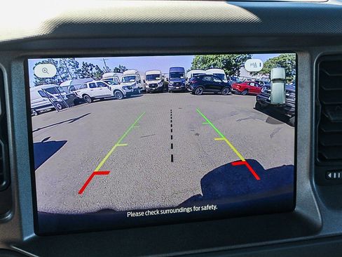 New 2025 Ford Bronco Badlands image 25