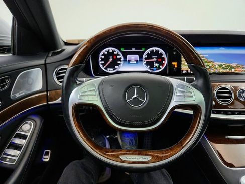 Used 2015 Mercedes-Benz S 550 4MATIC Sedan image 18