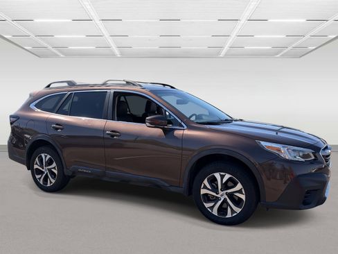 Used 2020 Subaru Outback Limited w/ Popular Package #2 AWD/4WD image 7