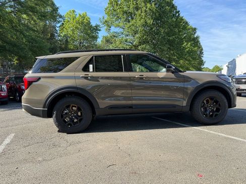 New 2026 Ford Explorer Tremor AWD/4WD image 8