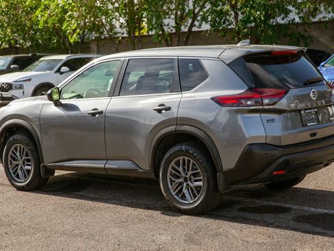 Used 2021 Nissan Rogue S AWD/4WD image 7