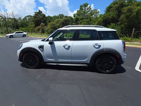 Used 2020 MINI Cooper Countryman S FWD image 1