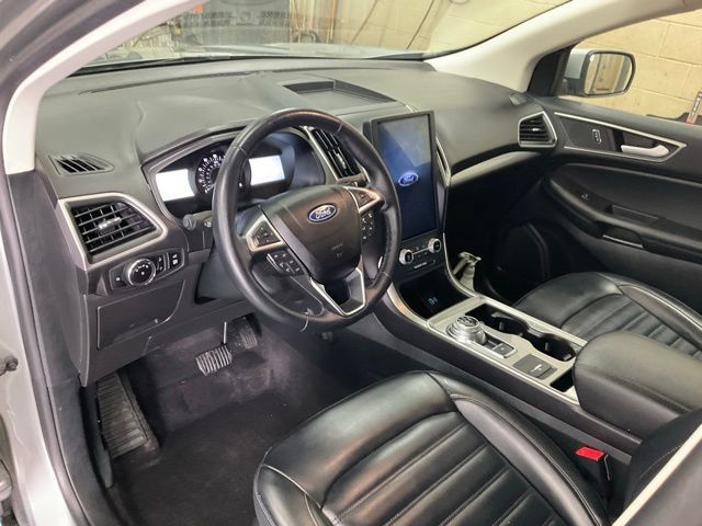Used 2023 Ford Edge SEL w/ Convenience Package AWD/4WD image 6