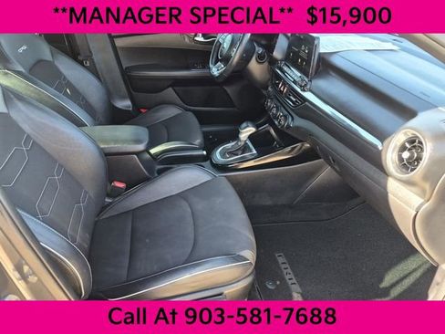 Certified 2021 Kia Forte GT-Line image 10