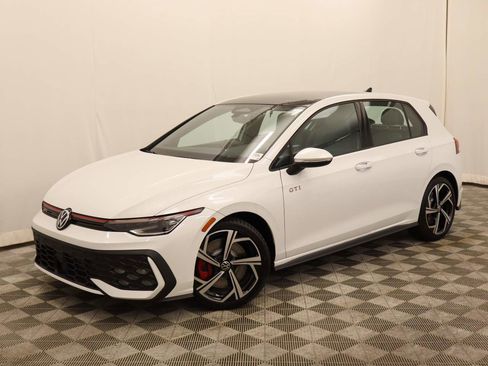 New 2026 Volkswagen GTI SE image 1