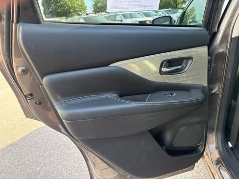 Used 2016 Nissan Murano Platinum w/ Platinum Technology Package FWD image 15