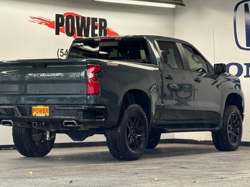 Used 2025 Chevrolet Silverado 1500 LT Trail Boss w/ Convenience Package II AWD/4WD image 3