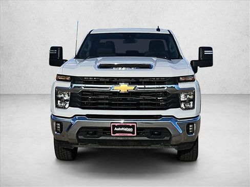 Used 2025 Chevrolet Silverado 2500 LT w/ Convenience Package AWD/4WD image 15