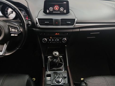 Used 2018 MAZDA MAZDA3 Grand Touring w/ Premium Equipment Package FWD image 3