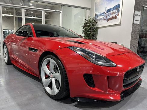 Used 2016 Jaguar F-TYPE R AWD/4WD image 19
