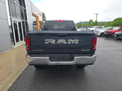 Certified 2025 RAM 2500 Big Horn AWD/4WD image 6