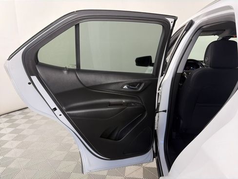 Used 2020 Chevrolet Equinox LT FWD image 12
