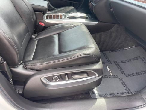 Used 2020 Acura MDX SH-AWD image 11