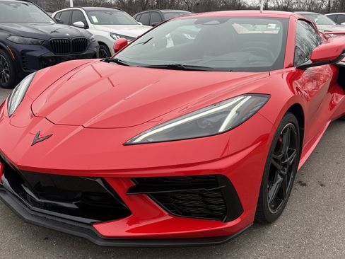 Used 2024 Chevrolet Corvette Stingray Convertible w/ Z51 Performance Package image 5