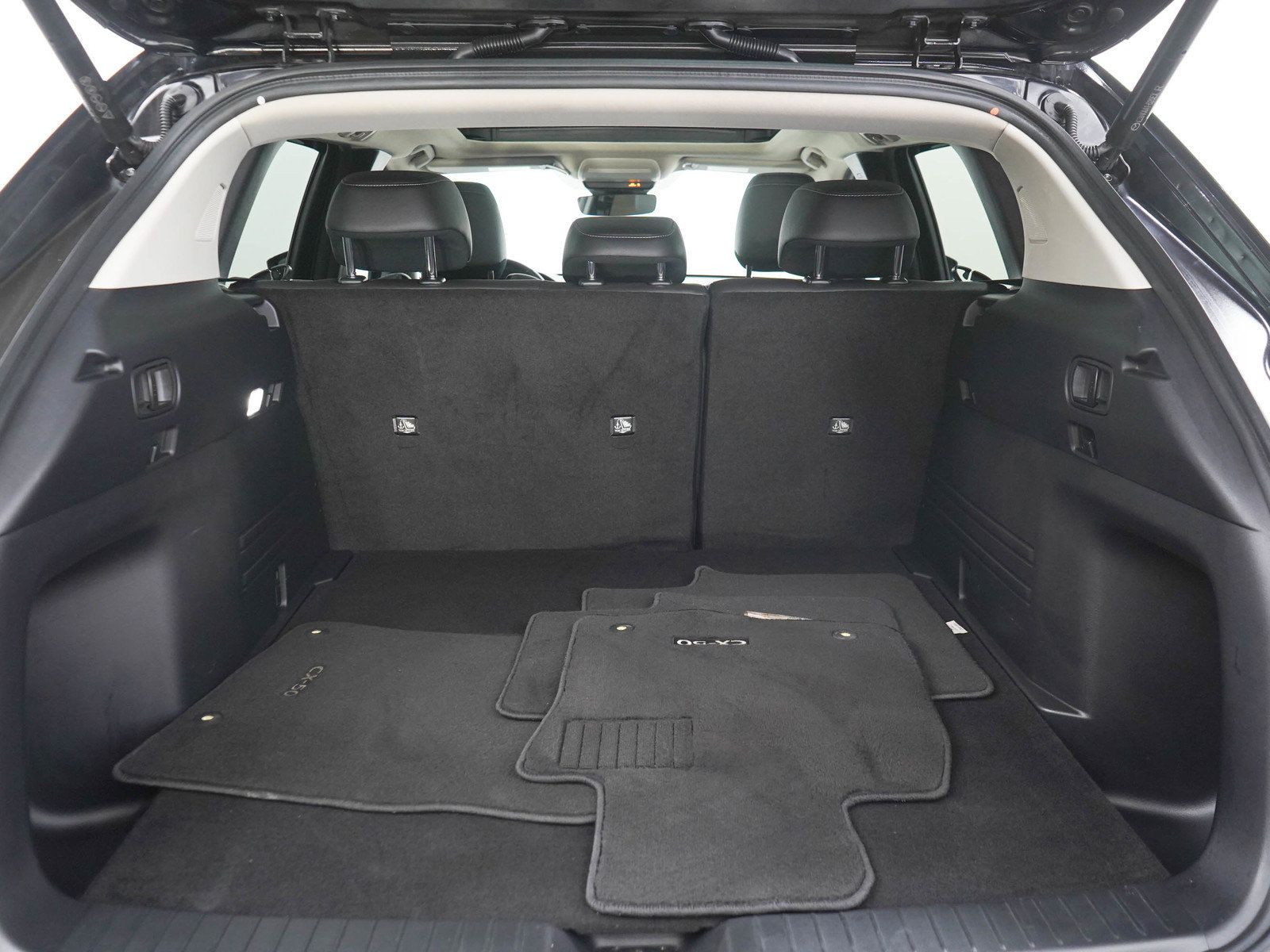 Used 2025 MAZDA CX-50 AWD 2.5 S w/ Premium Package image 9