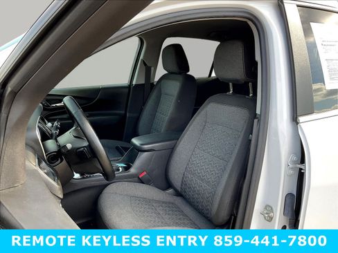 Used 2024 Chevrolet Equinox LT AWD/4WD image 10