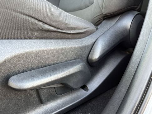 Used 2024 Toyota RAV4 LE FWD image 23