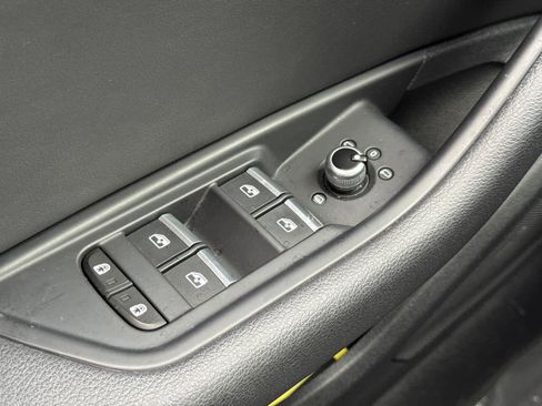 Used 2022 Audi A5 2.0T Premium image 25