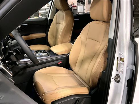 New 2026 Audi Q7 3.0T Premium Plus image 9