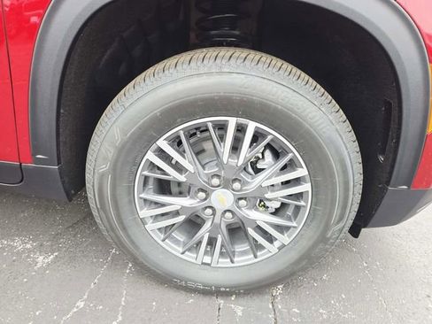 New 2026 Chevrolet Traverse LT w/ LPO, Floor Liner Package AWD/4WD image 15