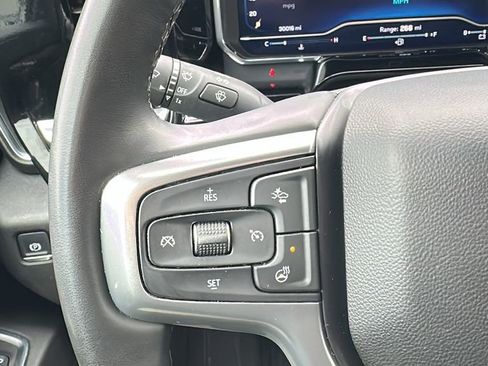 Used 2025 Chevrolet Silverado 1500 LT AWD/4WD image 17
