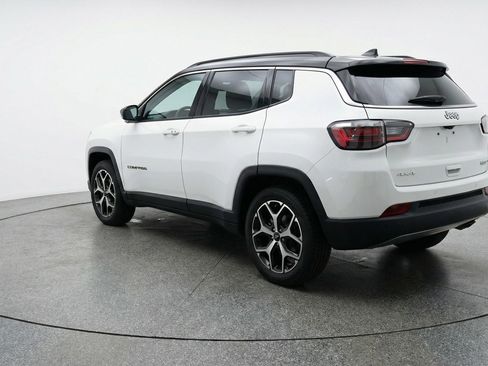 Used 2025 Jeep Compass Limited AWD/4WD image 6